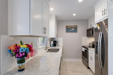 Condominio en venta en Holmes Beach, Florida, 2 dormitorios, 86.12 m2 № 1902020 - foto 11