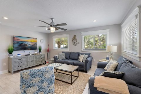 Condominio en venta en Holmes Beach, Florida, 2 dormitorios, 86.12 m2 № 1902020 - foto 10