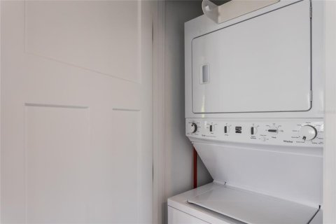 Condominio en venta en Holmes Beach, Florida, 2 dormitorios, 86.12 m2 № 1902020 - foto 22