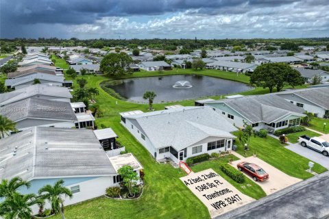House in West Palm Beach, Florida 2 bedrooms, 125.05 sq.m. № 1891180 - photo 6
