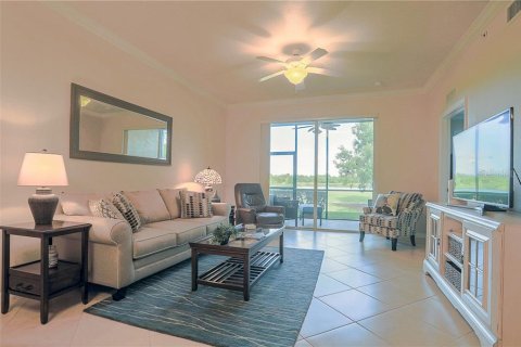 Copropriété à louer à Bradenton, Floride: 2 chambres, 104.14 m2 № 2298843 - photo 4