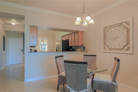 Copropriété à louer à Bradenton, Floride: 2 chambres, 104.14 m2 № 2298843 - photo 10