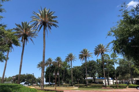 Commercial property in Orlando, Florida 33.26 sq.m. № 1597873 - photo 5