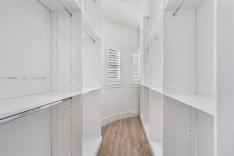 Casa en alquiler en Fort Lauderdale, Florida, 3 dormitorios, 226.31 m2 № 2025676 - foto 14