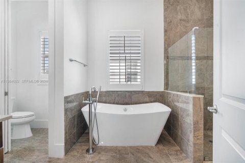 Casa en alquiler en Fort Lauderdale, Florida, 3 dormitorios, 226.31 m2 № 2025676 - foto 16