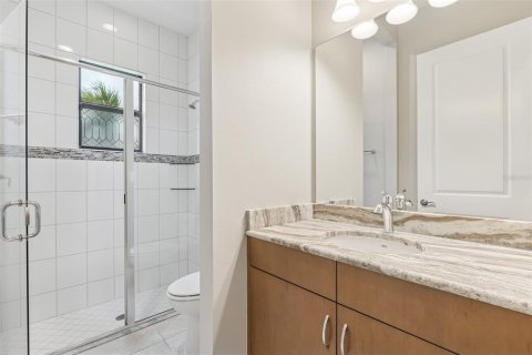 House in Sarasota, Florida 4 bedrooms, 271.46 sq.m. № 1630553 - photo 23