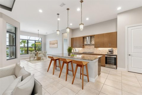 House in Sarasota, Florida 4 bedrooms, 271.46 sq.m. № 1630553 - photo 8