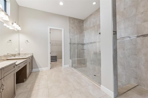 House in Sarasota, Florida 4 bedrooms, 271.46 sq.m. № 1630553 - photo 21