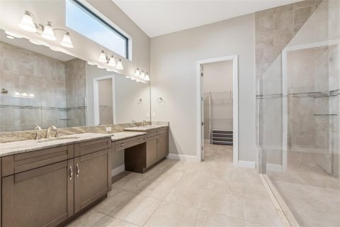 House in Sarasota, Florida 4 bedrooms, 271.46 sq.m. № 1630553 - photo 20