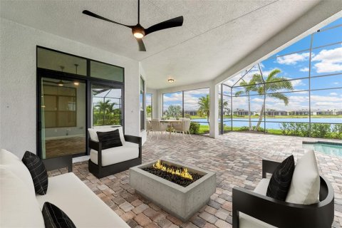 House in Sarasota, Florida 4 bedrooms, 271.46 sq.m. № 1630553 - photo 30