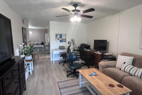 Copropriété à vendre à Plantation, Floride: 1 chambre, 89.19 m2 № 2240451 - photo 11