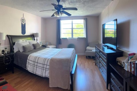 Copropriété à vendre à Plantation, Floride: 1 chambre, 89.19 m2 № 2240451 - photo 19