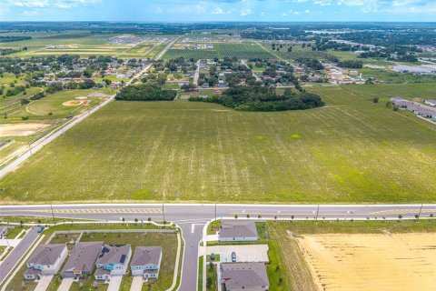 Casa en venta en Haines City, Florida, 4 dormitorios, 187.66 m2 № 2156789 - foto 22