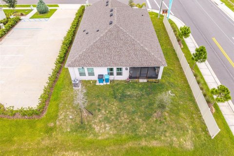 Casa en venta en Haines City, Florida, 4 dormitorios, 187.66 m2 № 2156789 - foto 28