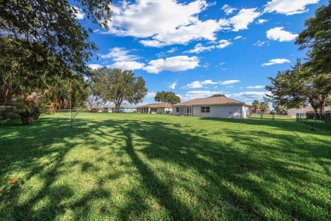 House in Ocala, Florida 3 bedrooms, 137.12 sq.m. № 1873376 - photo 10