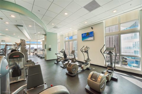 Condo in Miami, Florida, 2 bedrooms  № 2249429 - photo 15