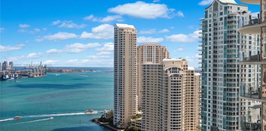 Condo in Miami, Florida, 2 bedrooms  № 2249429