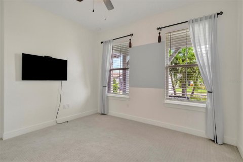 House in Parrish, Florida 3 bedrooms, 190.82 sq.m. № 1906812 - photo 6