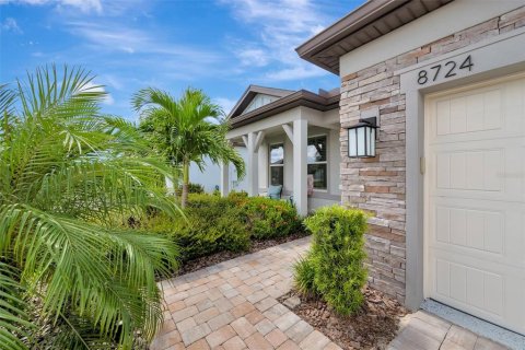House in Parrish, Florida 3 bedrooms, 190.82 sq.m. № 1906812 - photo 2