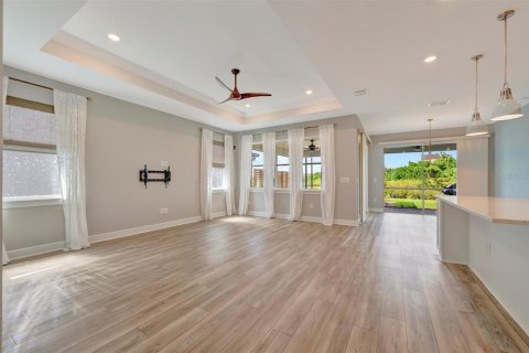 House in Parrish, Florida 3 bedrooms, 190.82 sq.m. № 1906812 - photo 18