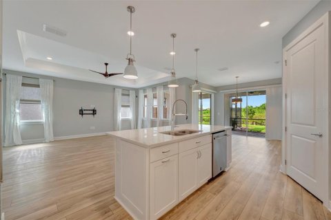 House in Parrish, Florida 3 bedrooms, 190.82 sq.m. № 1906812 - photo 25