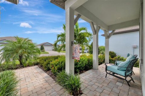 House in Parrish, Florida 3 bedrooms, 190.82 sq.m. № 1906812 - photo 3