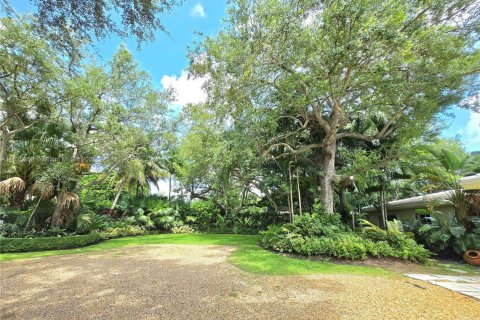 House in Pinecrest, Florida 4 bedrooms, 377.55 sq.m. № 1820012 - photo 4