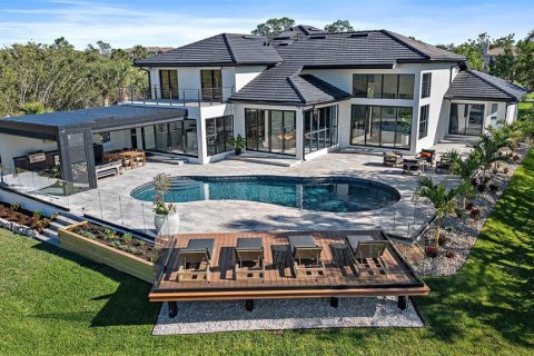 Villa ou maison à vendre à Bradenton, Floride: 5 chambres, 448.07 m2 № 2116956 - photo 3