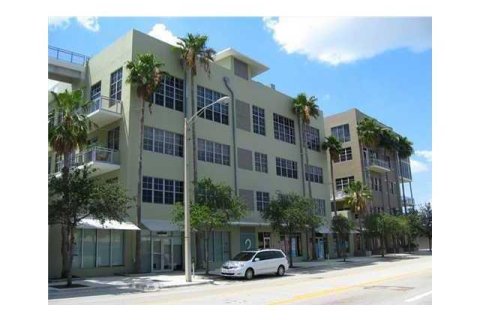 Condo in Fort Lauderdale, Florida, 1 bedroom № 2087828