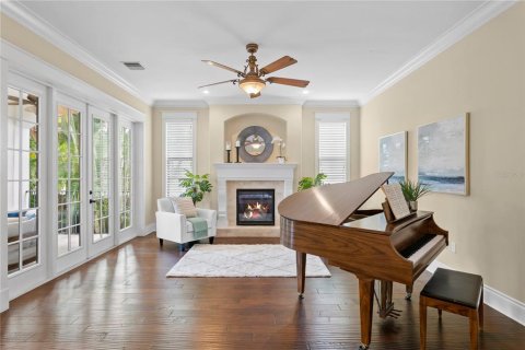 Casa en venta en Tampa, Florida, 5 dormitorios, 422.33 m2 № 1639693 - foto 7