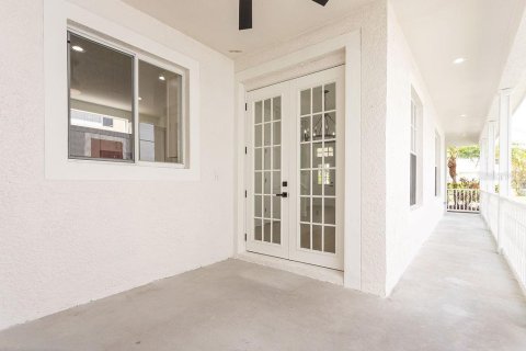 Купить виллу или дом в Тампа, Флорида 3 комнаты, 146.69м2, № 2418988 - фото 30