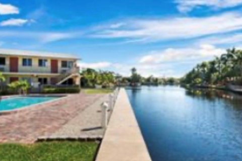 Condo in Fort Lauderdale, Florida, 1 bedroom  № 1225823 - photo 1