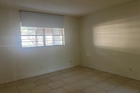 Appartement à louer à Lauderdale Lakes, Floride: 1 chambre, 63.55 m2 № 1998143 - photo 6