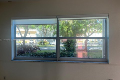 Appartement à louer à Lauderdale Lakes, Floride: 1 chambre, 63.55 m2 № 1998143 - photo 16