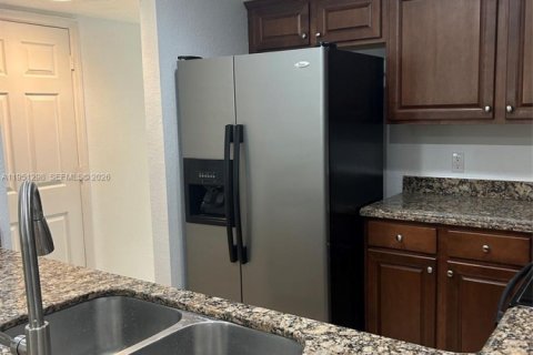 Снять в аренду квартиру в Делрей-Бич, Флорида 2 спальни, 111.48м2, № 2007279 - фото 7