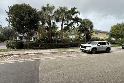 Снять в аренду квартиру в Делрей-Бич, Флорида 2 спальни, 111.48м2, № 2007279 - фото 3