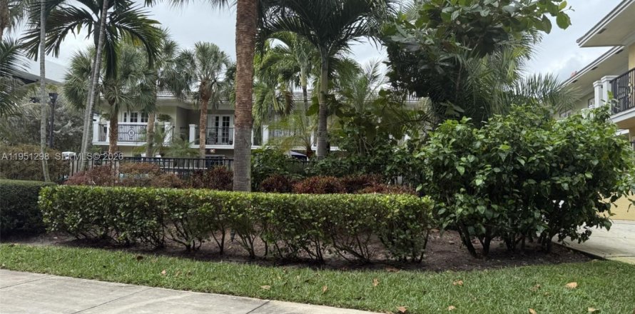 Квартира в Делрей-Бич, Флорида 2 спальни, 111.48м2 № 2007279