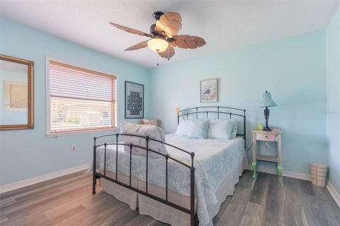 Villa ou maison à vendre à Apollo Beach, Floride: 4 chambres, 270.53 m2 № 2310613 - photo 25