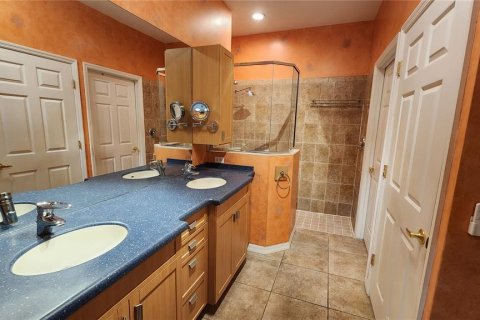 Condo in North Port, Florida, 2 bedrooms  № 2376644 - photo 12
