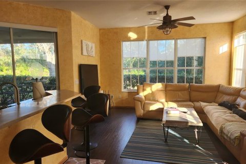 Condo in North Port, Florida, 2 bedrooms  № 2376644 - photo 2