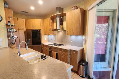 Condo in North Port, Florida, 2 bedrooms  № 2376644 - photo 3