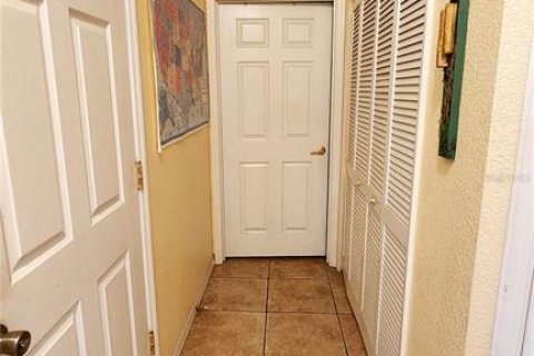Condo in North Port, Florida, 2 bedrooms  № 2376644 - photo 18
