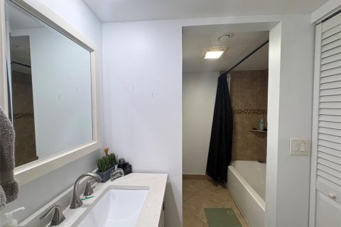 Купить таунхаус в Палм Спрингс, Флорида 3 комнаты, 114.46м2, № 2179682 - фото 12