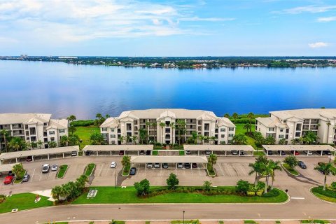 Condominio en venta en Bradenton, Florida, 2 dormitorios, 114.46 m2 № 1899198 - foto 3