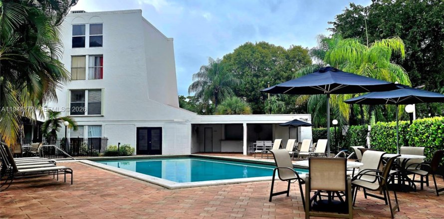 Condo à Miami, Floride, 2 chambres  № 2002872