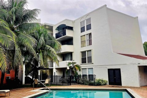 Copropriété à louer à Miami, Floride: 2 chambres, 77.2 m2 № 2002872 - photo 24