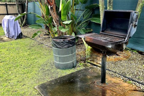 Copropriété à louer à Miami, Floride: 2 chambres, 77.2 m2 № 2002872 - photo 30