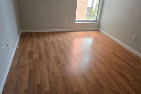 Copropriété à louer à Miami, Floride: 2 chambres, 77.2 m2 № 2002872 - photo 7