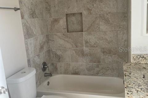House in Sarasota, Florida 5 bedrooms, 309.83 sq.m. № 1866530 - photo 11