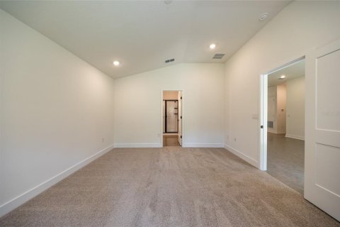 House in Palm Coast, Florida 3 bedrooms, 139.82 sq.m. № 2223815 - photo 13